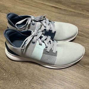 Womens REEBOK TRILUX RUN Blue and Gray Running Shoes. Size 9